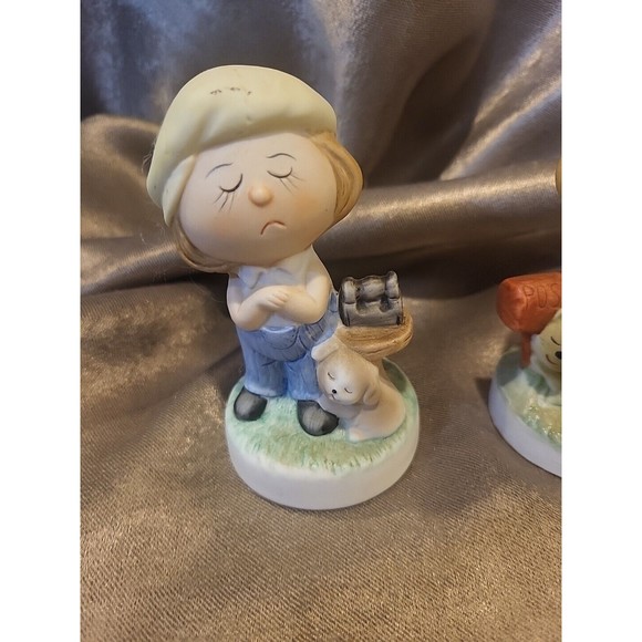 Vintage Japan Ceramic Boy With Dog And Girl With Cat Figurines - Picture 3 of 9